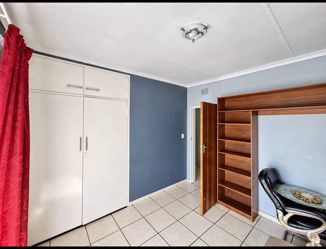 6 BEDROOM HOUSE FOR SALE IN VANDERBIJLPARK SE 2